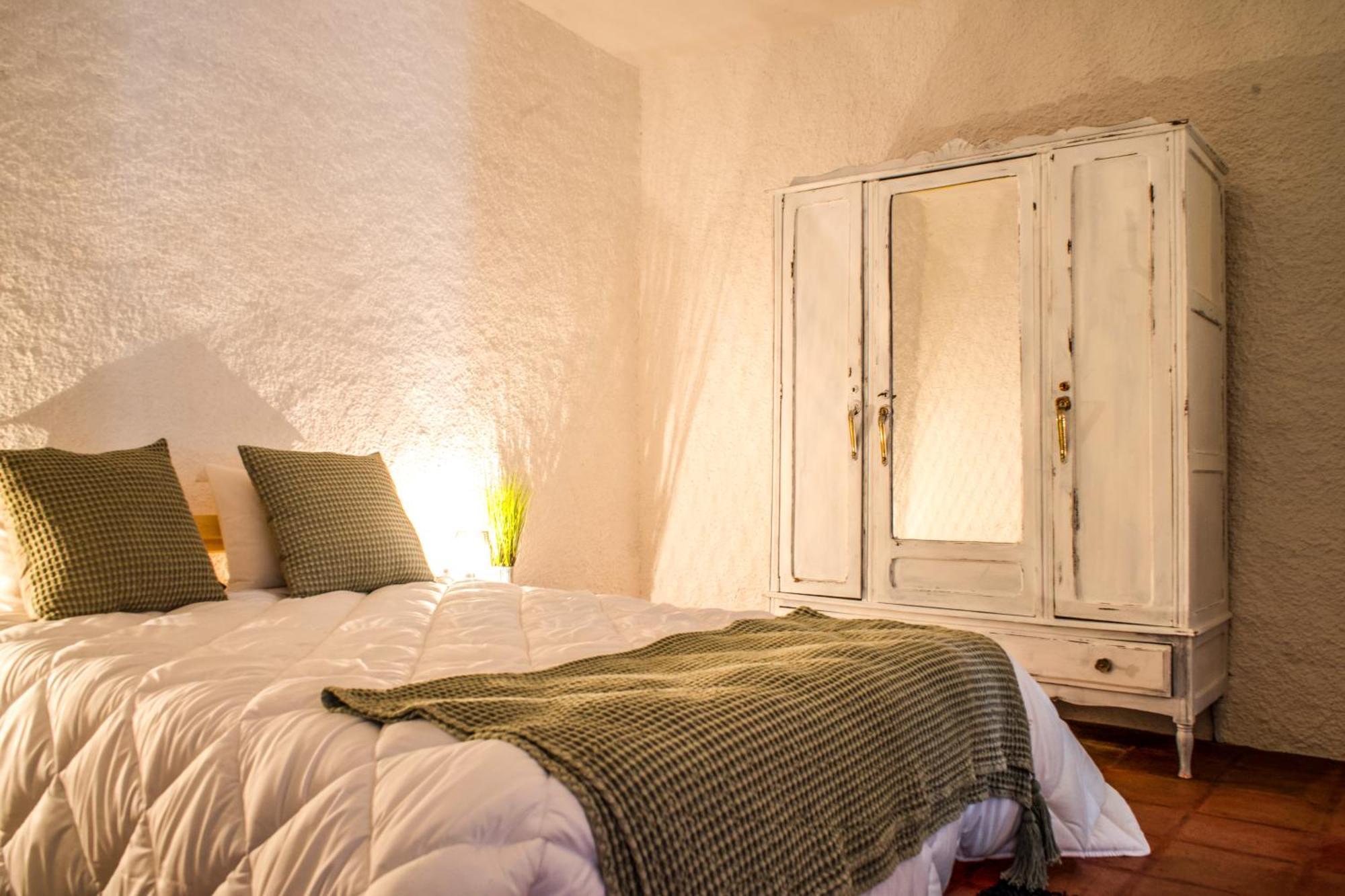 Отель Casa Rico Frade Garden Sao Pedro do Corval Номер фото
